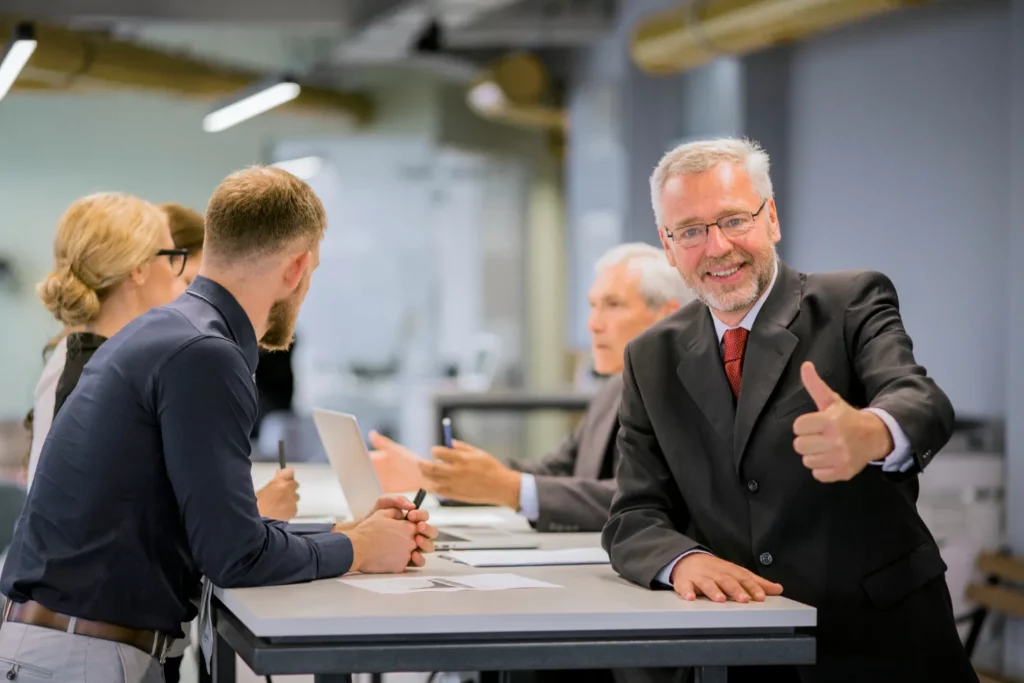 Court appearance lawyer consulting a client.