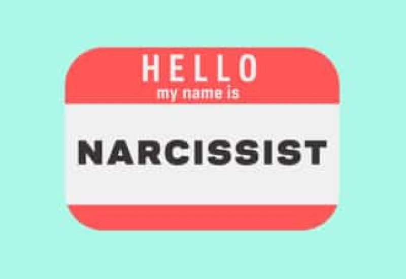 badge saying hello i am a narcissist